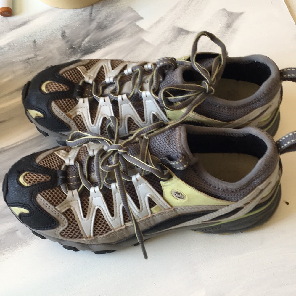 Oboz hiking shoe